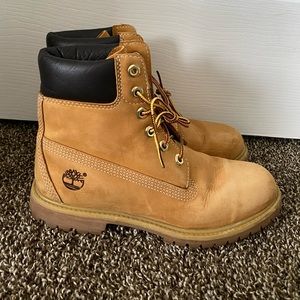 Classic Timberland Boots, size 8